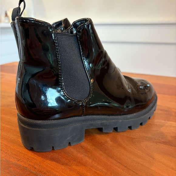 Steve Madden Girls Hether Chelsea Boots Black Patent Size 3 Chunky Goth Grunge - Picture 3 of 6